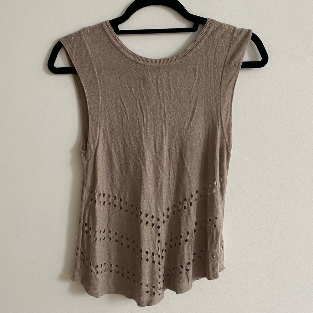 Express Knit Top with Hole Detailing